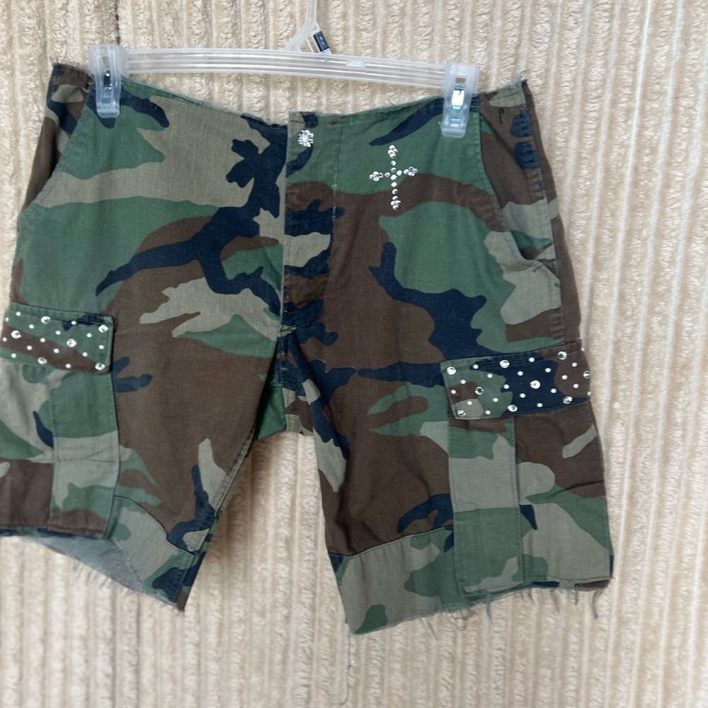 Women's Green Camouflage Cargo Shorts